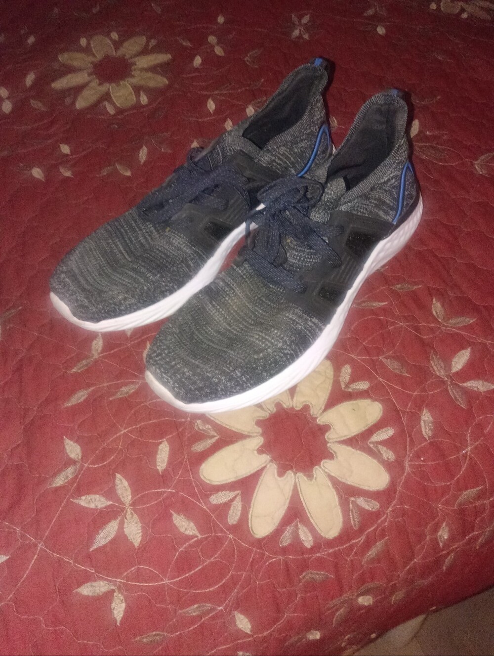 Men's Avia Black Knit Athletic Sneakers with White Sole